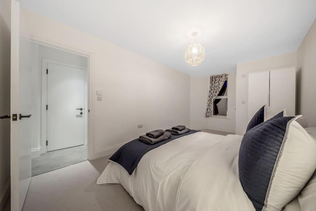 Trendy 2 Bedroom 2 Bathroom Apartment Minutes From Seafront In St Leonard'S Hastings St Leonards-on-Sea Esterno foto
